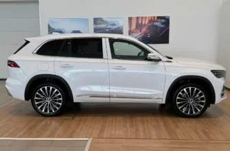 Geely Monjaro 2025 года в кузове белый